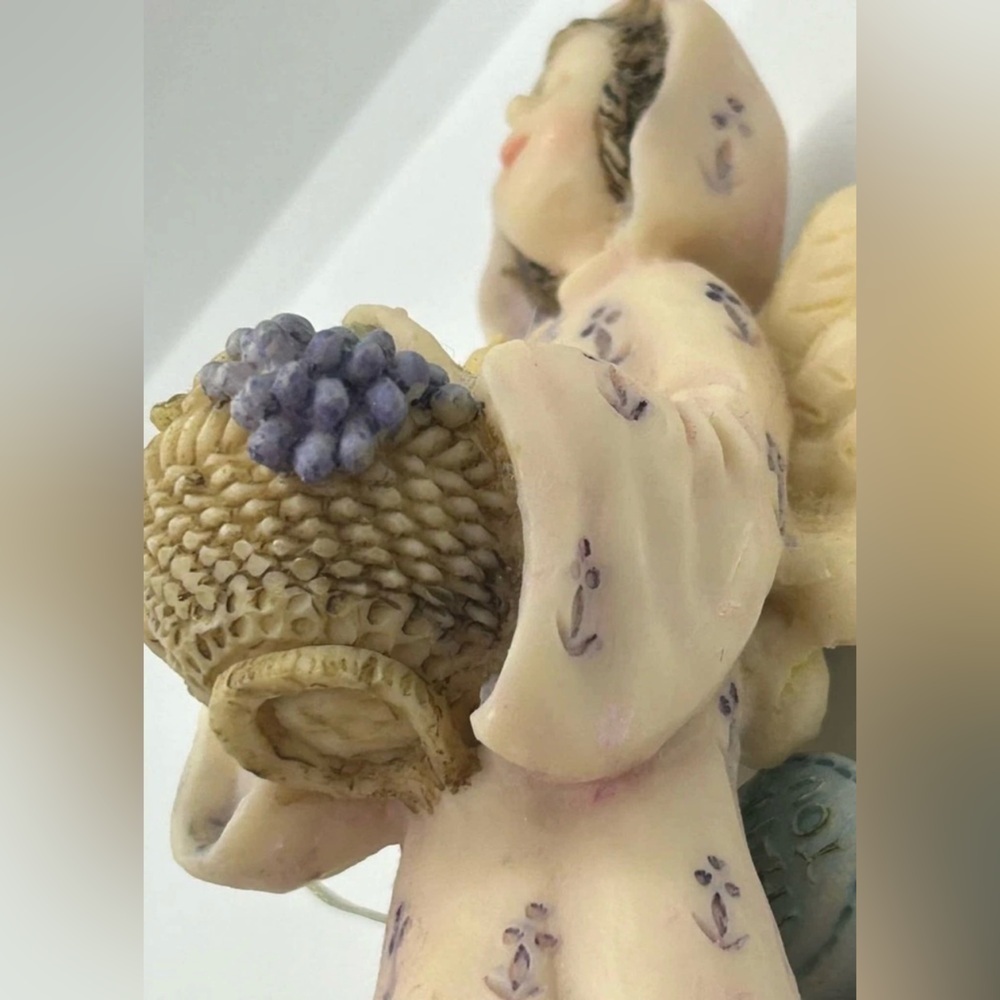 Vintage Unique Ceramic Angel Figurine with Thank You Heart Creepy Decor Odd - Picture 10 of 10